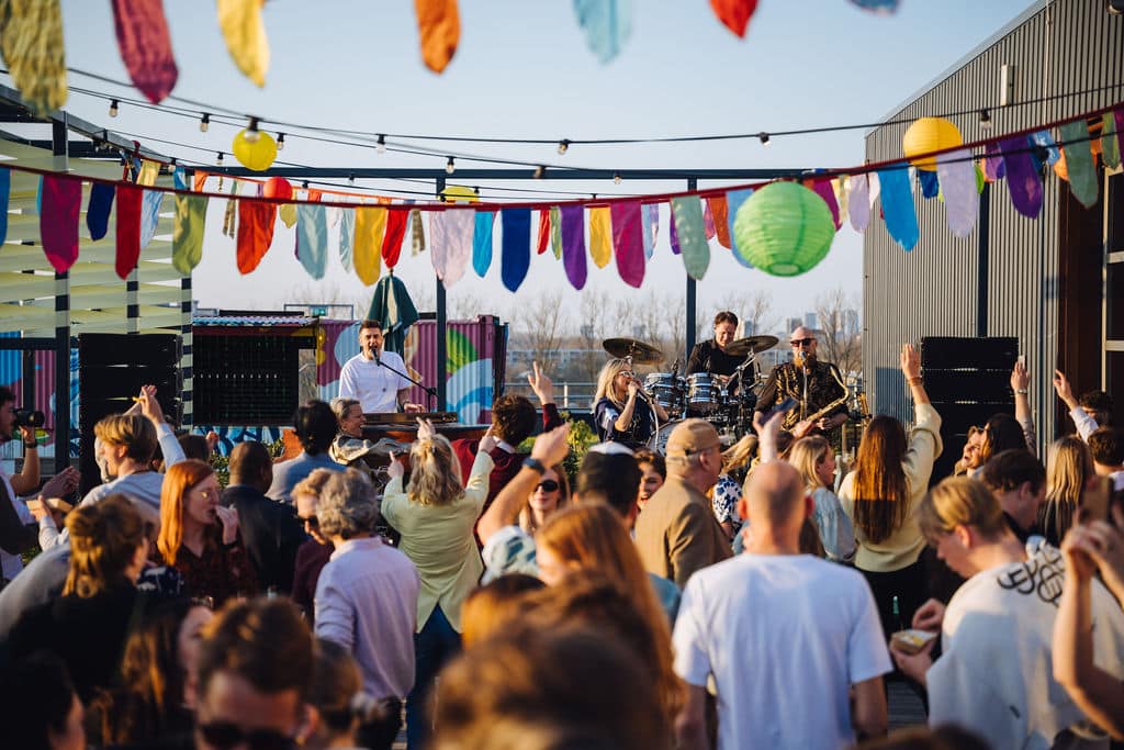 Rooftop feest in Amsterdam